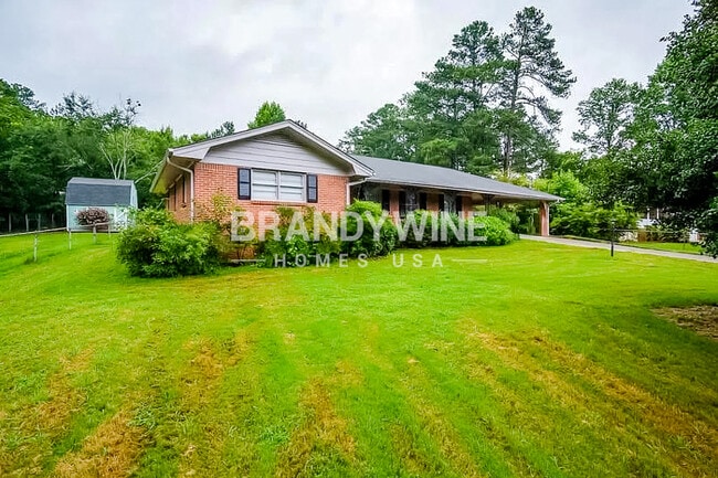 790 Aberdeen Dr in Stone Mountain, GA - Building Photo - Building Photo
