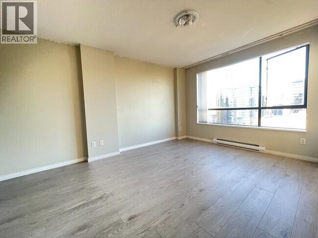 1189 Howe St in Vancouver, BC - Building Photo - Building Photo