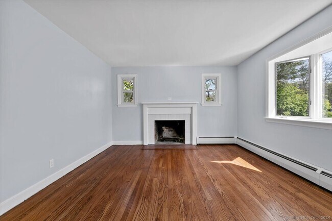 119 Sunnyside Ct in Milford, CT - Building Photo - Building Photo