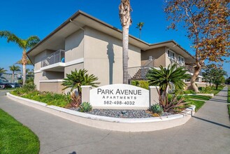 Park Avenue Apartments in Long Beach, CA - Building Photo - Building Photo