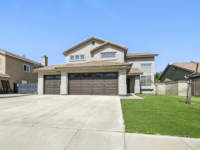 property at 44131 Sunmist Ct