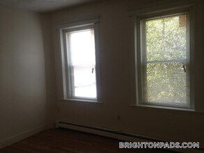 15 Colborne Rd, Unit 5 in Boston, MA - Building Photo - Building Photo