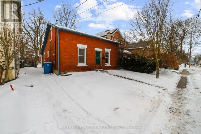 89 Essex St in Guelph, ON - Building Photo - Building Photo