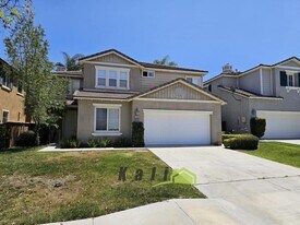 359 Circulo Coronado in Chula Vista, CA - Building Photo
