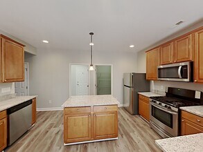 202 River Hills Dr in Clayton, NC - Building Photo - Building Photo