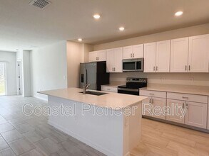 17614 Pleasantview Blvd in Land O Lakes, FL - Foto de edificio - Building Photo