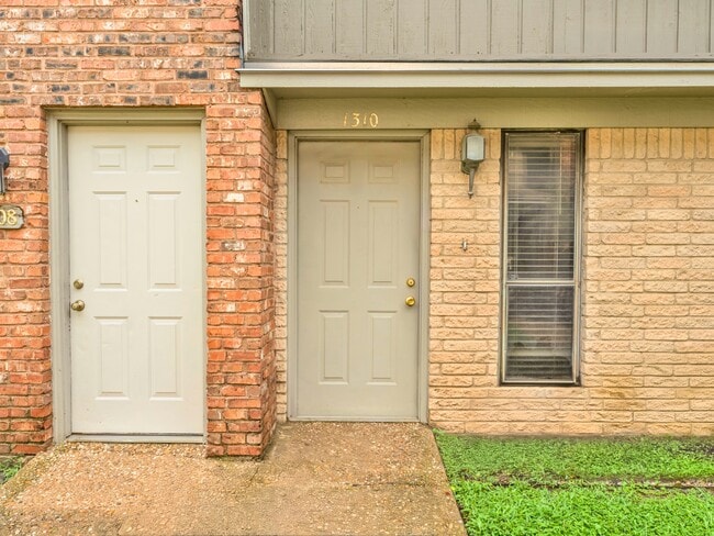 property at 1310 Speight Ave