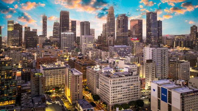 Randolph Lofts in Los Angeles, CA - Building Photo - Building Photo