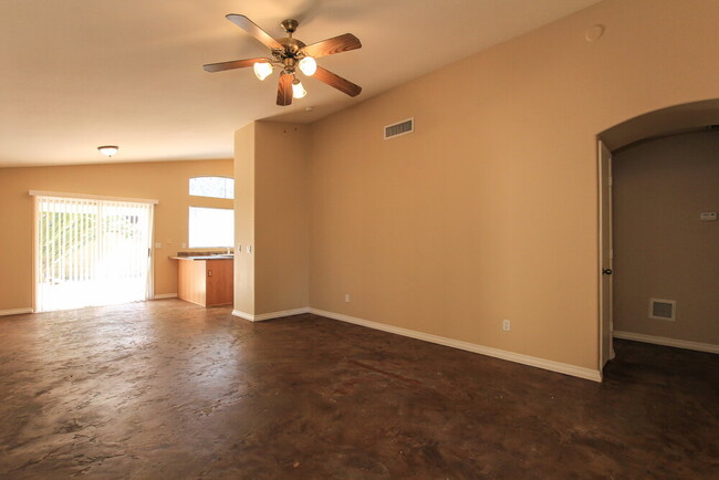 1327 E Muriel Dr in Phoenix, AZ - Building Photo - Building Photo