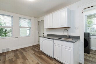 114 Wood St in Waterbury, CT - Building Photo - Building Photo