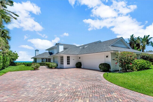 2280 Silver Sands Ct in Vero Beach, FL - Building Photo - Building Photo