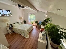 501 Sunridge Dr in Blacksburg, VA - Building Photo