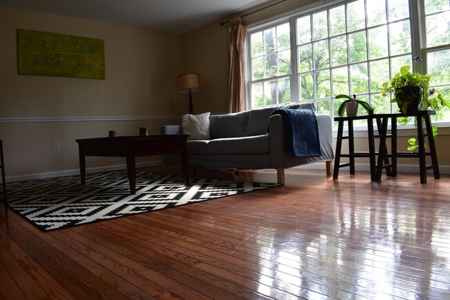 8180 Fernlake Ct in Alexandria, VA - Building Photo - Building Photo