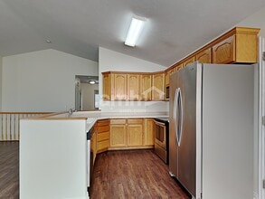 1420 Pebblecreek Dr S in Layton, UT - Building Photo - Building Photo