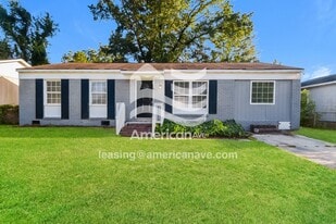 4017 Tavineer Dr in Columbia, SC - Building Photo