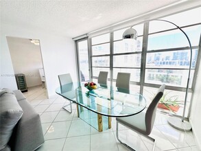230 174th St in Sunny Isles Beach, FL - Building Photo - Building Photo