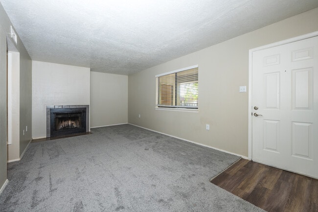 Meadowlark Apartments