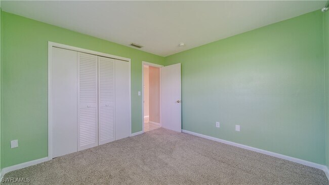 1313 SE 40th St in Cape Coral, FL - Building Photo - Building Photo