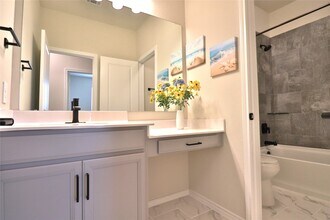 10413 Harmon Smith Dr. in Houston, TX - Building Photo - Building Photo