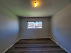 1104 Fifth Ave in Redwood City, CA - Building Photo - Building Photo
