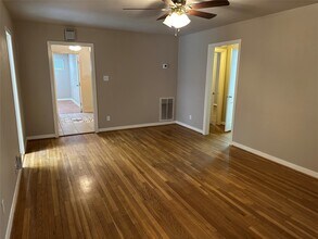 4214 Gano St in Houston, TX - Foto de edificio - Building Photo