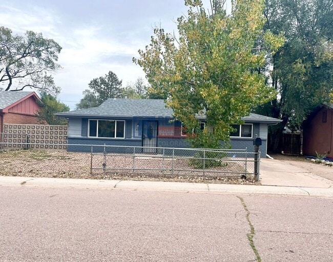 property at 425 Rosewood Dr