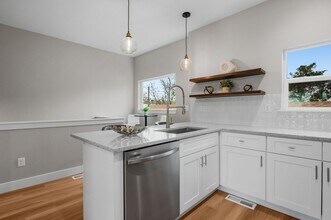 2140 S Ash St in Denver, CO - Building Photo - Building Photo