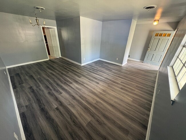 property at 9437 Garfield Dr