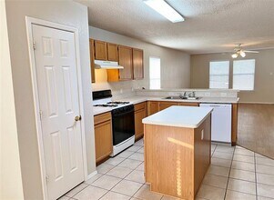 2217 Lookout Ln in Denton, TX - Building Photo - Building Photo