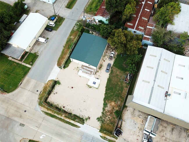 6203 Gessner Rd in Houston, TX - Building Photo - Building Photo