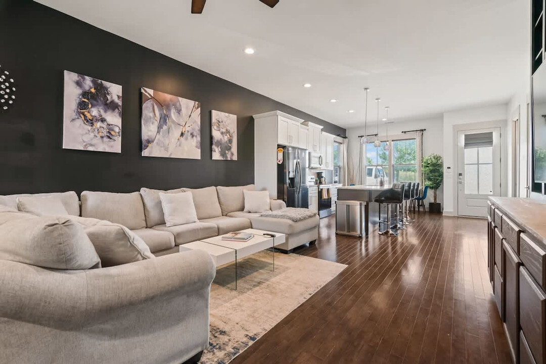 1006 Free Silver Rd in Nashville, TN - Building Photo