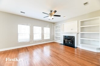 337 Lakewind Dr in Moncks Corner, SC - Building Photo - Building Photo