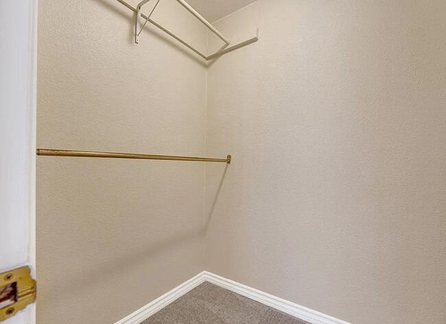 16879 Bluewater Ln in Huntington Beach, CA - Building Photo - Building Photo