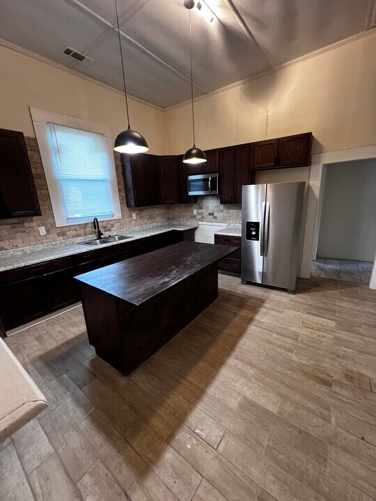 350 Jones Ave in Macon, GA - Building Photo