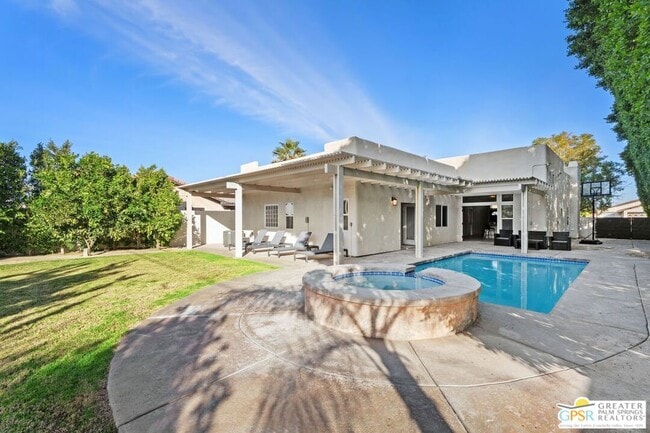 33411 Shifting Sands Trail