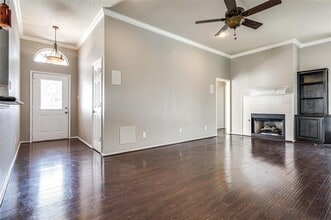 1214 Sandhurst Ct in Grapevine, TX - Building Photo - Building Photo
