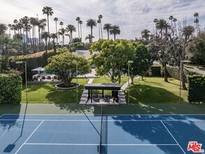 624 N Beverly Dr in Beverly Hills, CA - Building Photo - Building Photo