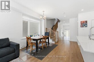 1016 Montelena Rd in Ottawa, ON - Building Photo - Building Photo