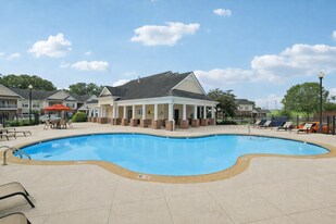 Cumberland Trace Village Apartments in Bowling Green, KY - Building Photo