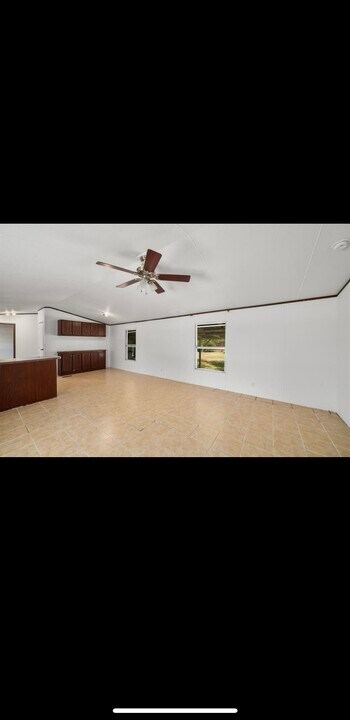 4018 Krampota Ln in Crosby, TX - Building Photo