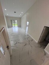 13501 Fountain View Blvd in Wellington, FL - Building Photo - Building Photo