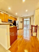 15706 John Diskin Cir in Woodbridge, VA - Building Photo - Building Photo