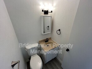 229 Gilbert Ave in Fairborn, OH - Building Photo - Building Photo