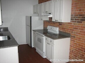 752 Tremont St in Boston, MA - Building Photo - Building Photo