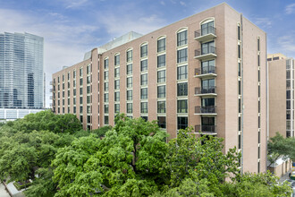 The Hallmark in Houston, TX - Foto de edificio - Building Photo