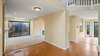 152 Chesapeake Dr in Vallejo, CA - Building Photo - Building Photo