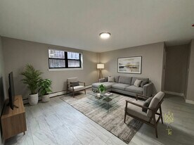 48 Harvard Ave in Brookline, MA - Building Photo