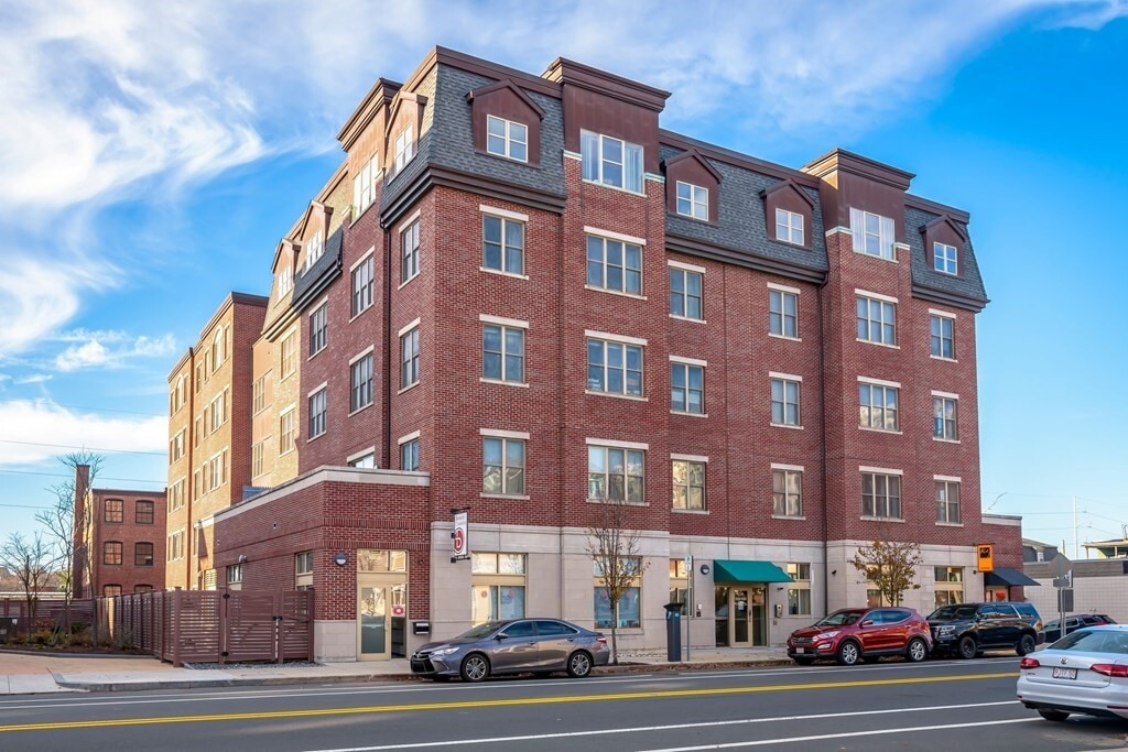116 Rantoul St in Beverly, MA - Building Photo