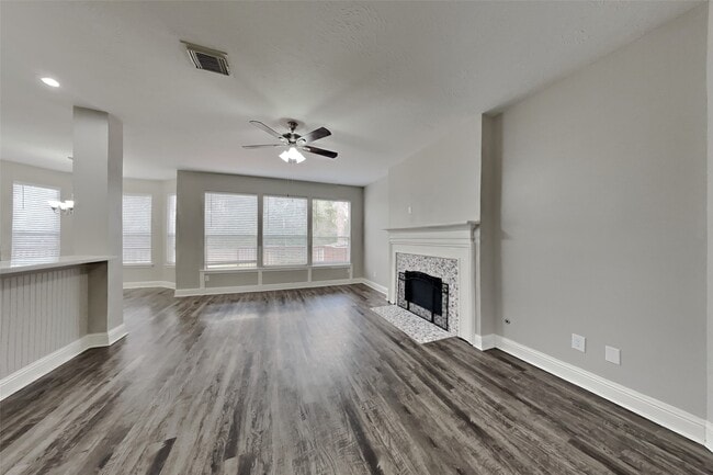 6611 Emerald Ash Ct in Humble, TX - Building Photo - Building Photo