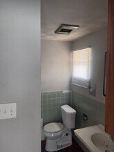 1006 E Thomas St in Sherman, TX - Building Photo - Building Photo